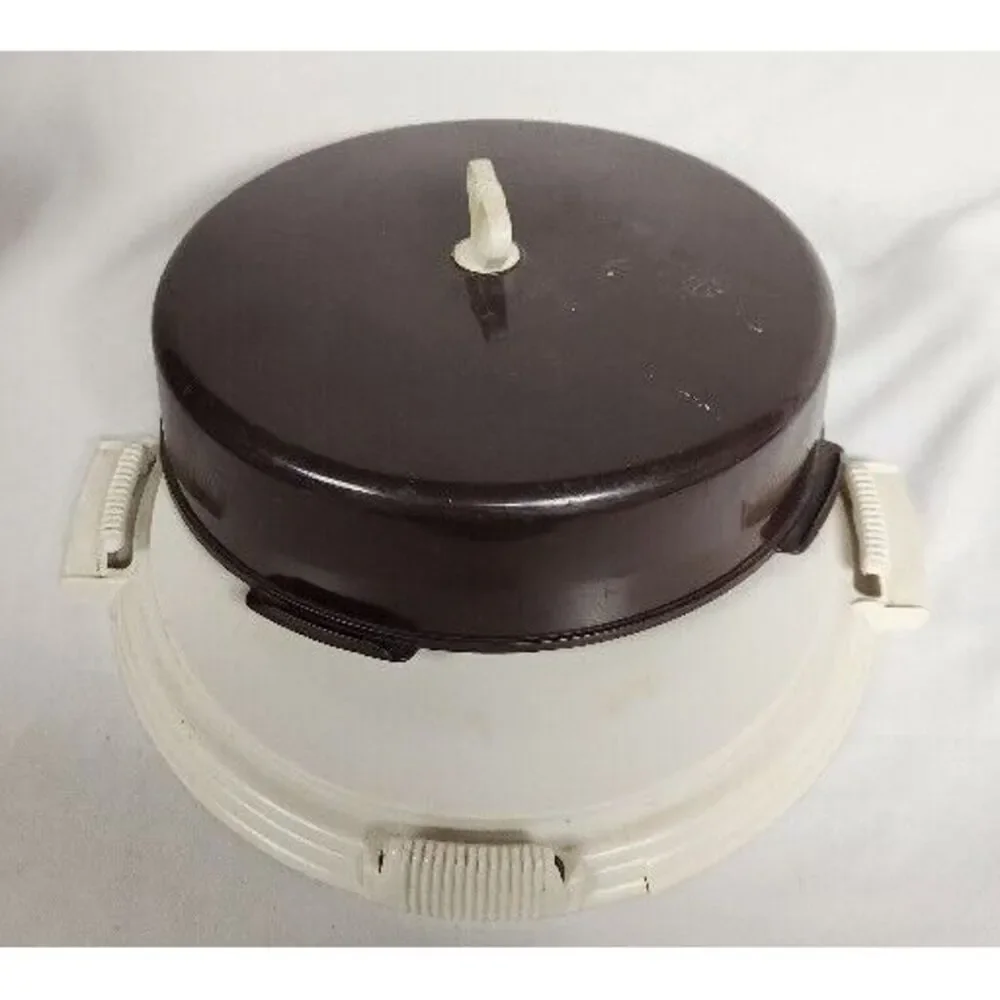 Vintage Locklift Cake Carrier Art Deco Brown & White Plastic‎ Server  USA Made!